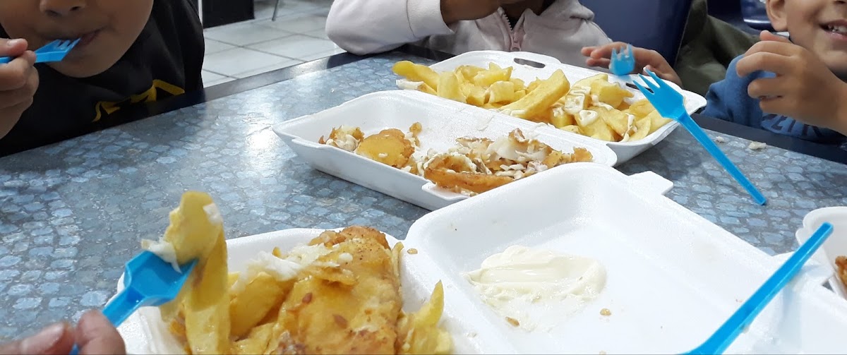 Food 2 Go Fish & Chips-5